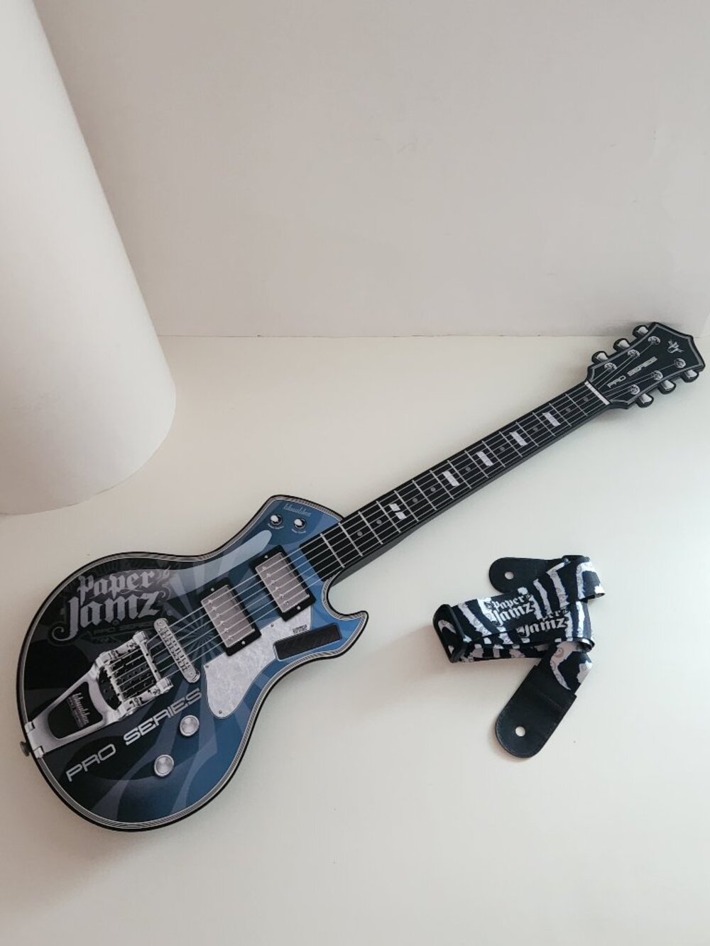 Paper Jamz Pro Series Guitar - Blue 6288 with Black & White Pattern Strap - Picture 1 of 13